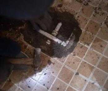 九台卫生间漏水维修公司为您分享下卫生间渗水如何处理及注意事项